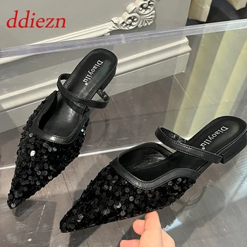 Senhoras Slides Calçado Pontiagudo Dedo Do Pé Feminino Calçados De Verão 2023 Moda Flats Slip-On Sapatos Elegantes Bling Mulas Mulheres Chinelos De Quarto